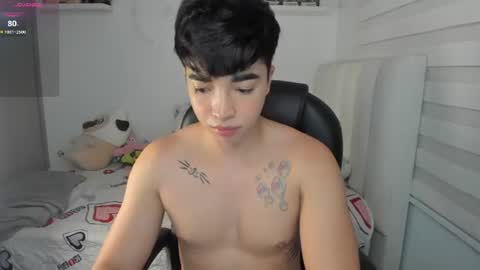 Snapshot of santy7u7 chatting on June 12, 2026, 1:21 pm Mr. Santiago online show from June 12, 2026, 1:21 pm
