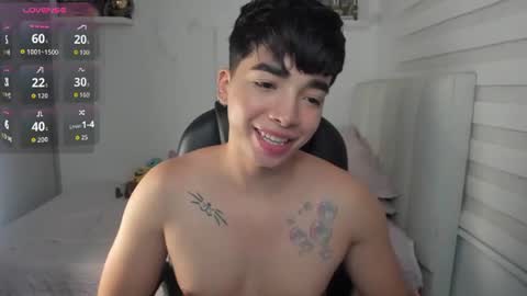 Snapshot of santy7u7 chatting on June 28, 2026, 1:39 pm Mr. Santiago online show from June 28, 2026, 1:39 pm