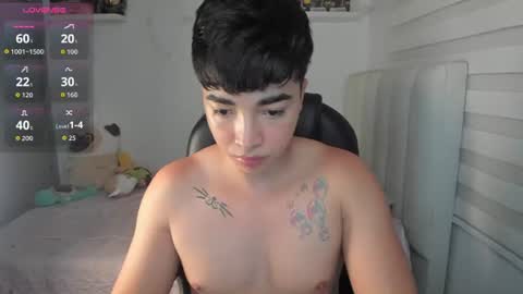 Snapshot of santy7u7 chatting on July 14, 2026, 1:50 pm Mr. Santiago online show from July 14, 2026, 1:50 pm