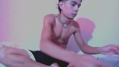 santy online show from February 7, 2026, 10:13 pm