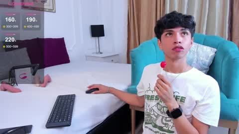 Santiago Carrington online show from December 11, 2024, 12:12 am