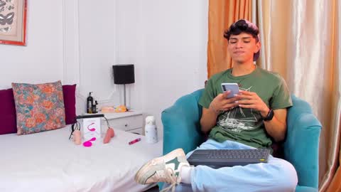 Santiago Carrington online show from January 9, 2025, 8:55 pm