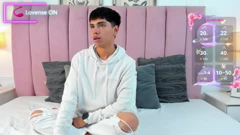 Santiago Carrington online show from March 12, 2026, 8:59 pm