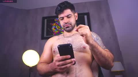 Snapshot of santy_king25 chatting on June 16, 2026, 10:51 am santiago online show from June 16, 2026, 10:51 am