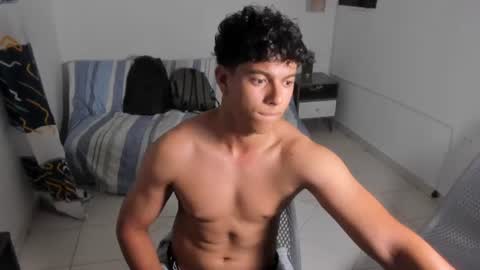 santy_stump online show from July 7, 2026, 12:35 am