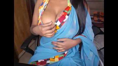 Snapshot of sanvi13 chatting on January 10, 2025, 7:00 pm sanvi13 online show from January 10, 2025, 7:00 pm