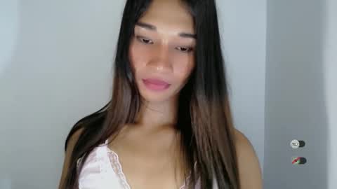 sanya_morenaxx online show from April 3, 2026, 8:51 pm