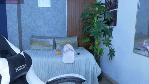 Snapshot of saphiire_ chatting on July 12, 2026, 3:14 pm saphi online show from July 12, 2026, 3:14 pm