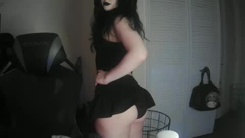 Snapshot of saphirerose1 chatting on October 3, 2025, 10:40 pm Sapphire online show from October 3, 2025, 10:40 pm