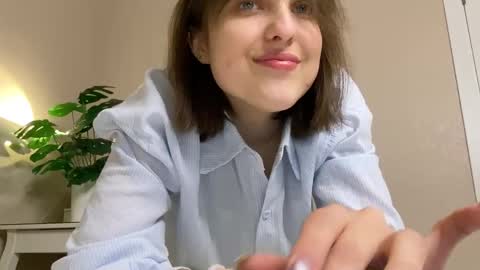 Anny online show from May 1, 2026, 12:37 am
