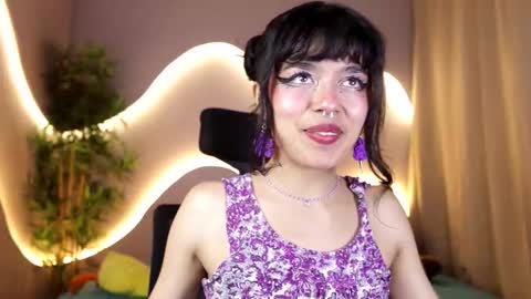 saphyralux online show from March 8, 2026, 2:04 am