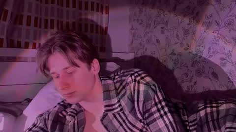 sapph1res online show from March 9, 2026, 4:22 pm