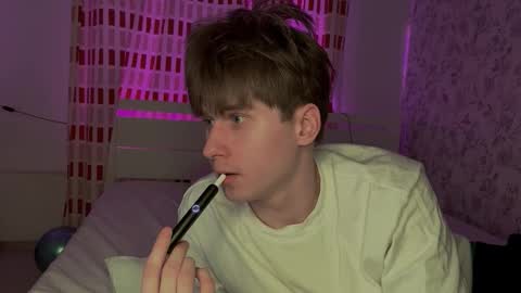 sapph1res online show from March 14, 2026, 7:08 pm