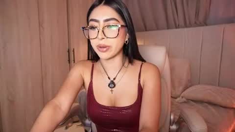 Sara  online show from July 7, 2026, 11:42 pm