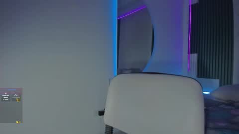 sara allenx online show from October 10, 2025, 2:05 pm