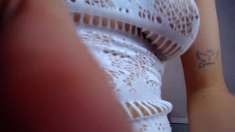 Snapshot of sara_angeelss chatting on January 28, 2025, 8:57 am Sara... online show from January 28, 2025, 8:57 am