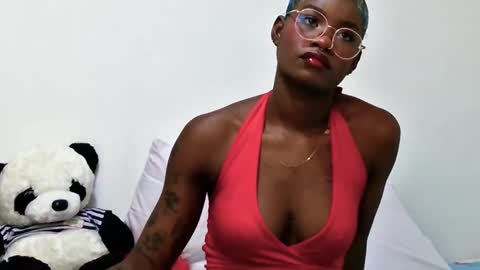 Sara  online show from March 17, 2026, 1:47 pm