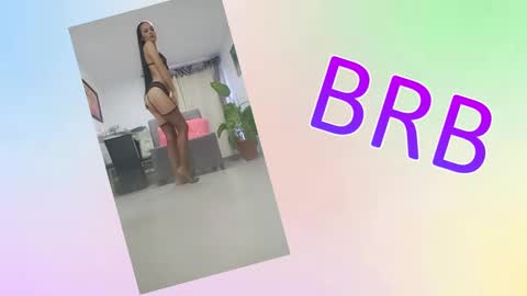 Snapshot of sara_carmona chatting on November 6, 2025, 9:32 am SARA online show from November 6, 2025, 9:32 am