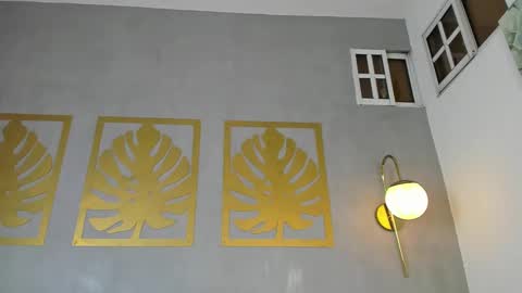 Snapshot of sara_castro24 chatting on December 21, 2024, 12:49 pm Sara online show from December 21, 2024, 12:49 pm