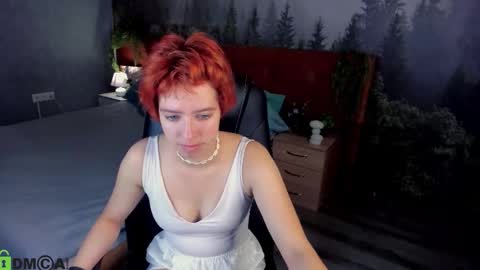 Snapshot of sara_frayy chatting on September 17, 2025, 12:34 am Sarah online show from September 17, 2025, 12:34 am