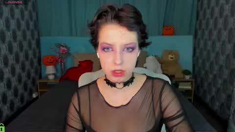 Snapshot of sara_frayy chatting on October 30, 2025, 9:00 am Sarah online show from October 30, 2025, 9:00 am