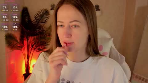 sara_hwan online show from March 17, 2026, 1:21 am