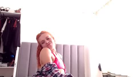 sara_johnson__ online show from June 10, 2026, 4:06 pm