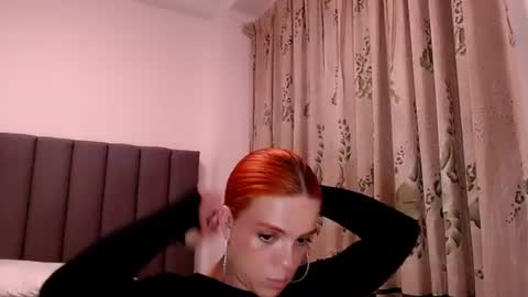sara_johnson__ online show from June 20, 2026, 12:03 am