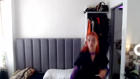 sara_johnson__ online show from July 28, 2026, 4:39 pm