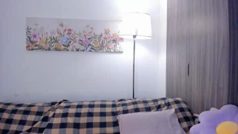 Sara  new account  give me thomb up  Follow me   help me reach 15k followers again   online show from March 15, 2026, 11:44 pm