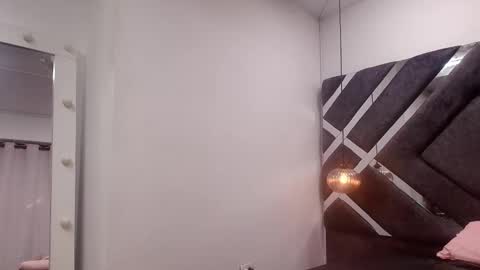 Snapshot of sara_lopee1 chatting on September 30, 2025, 11:59 am sara_lopee1 online show from September 30, 2025, 11:59 am