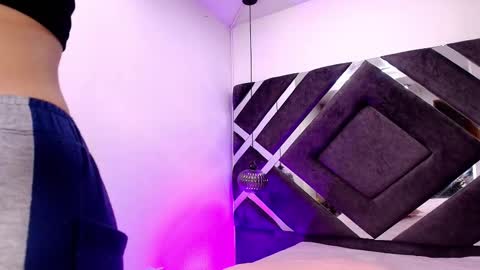 Snapshot of sara_lopee1 chatting on October 2, 2025, 11:50 am sara_lopee1 online show from October 2, 2025, 11:50 am