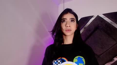 Snapshot of sara_lopee1 chatting on October 3, 2025, 12:02 pm sara_lopee1 online show from October 3, 2025, 12:02 pm