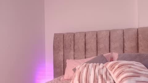 Snapshot of sara_lopee1 chatting on November 6, 2025, 11:55 am sara_lopee1 online show from November 6, 2025, 11:55 am