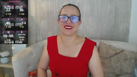 Sara   online show from April 22, 2026, 8:10 pm