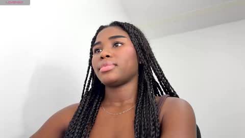 Sara online show from February 8, 2026, 11:52 pm