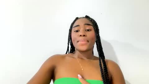 Sara online show from May 26, 2026, 2:07 am