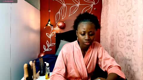 Snapshot of sara_naugty chatting on February 6, 2025, 6:13 pm S A R A online show from February 6, 2025, 6:13 pm