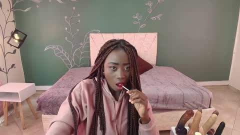 Snapshot of sara_naugty chatting on March 6, 2025, 3:02 pm S A R A online show from March 6, 2025, 3:02 pm