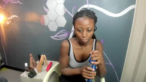 Snapshot of sara_naugty chatting on October 13, 2025, 7:03 pm S A R A online show from October 13, 2025, 7:03 pm