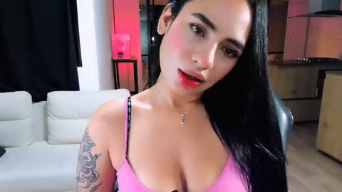 Snapshot of sara_oxford chatting on April 14, 2026, 4:29 am Sara online show from April 14, 2026, 4:29 am