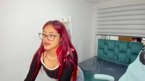sara_red_x online show from May 2, 2026, 4:06 am