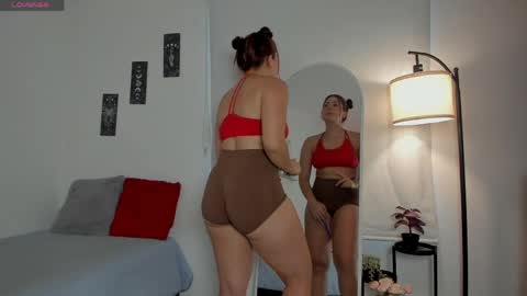 sara_sweett9 online show from April 28, 2026, 10:15 pm