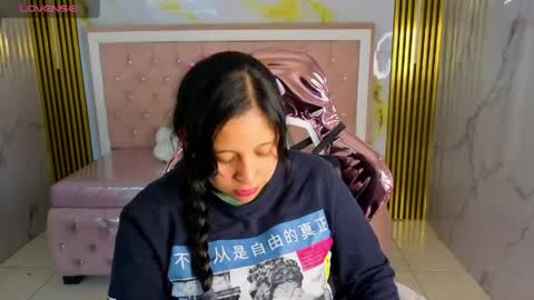 Snapshot of sara_tellez_s chatting on June 9, 2026, 3:18 am Sara T. online show from June 9, 2026, 3:18 am