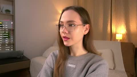 Im Sara  online show from April 26, 2026, 6:38 pm