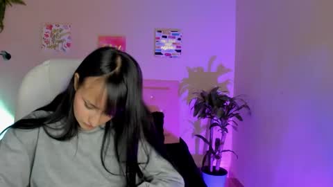 Sarah Ramirez online show from February 27, 2025, 2:32 pm