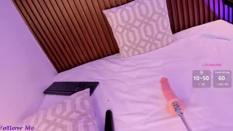 Snapshot of saraa_romero chatting on May 25, 2026, 3:23 am sara online show from May 25, 2026, 3:23 am