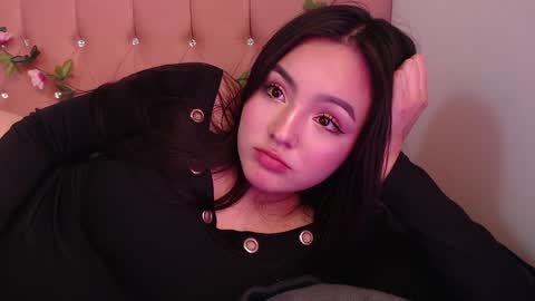 Snapshot of saraa_swett chatting on January 20, 2025, 7:57 pm online show from January 20, 2025, 7:57 pm