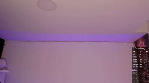 Sara online show from September 15, 2025, 11:05 pm