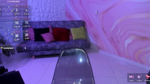 Sara online show from December 10, 2024, 10:37 pm